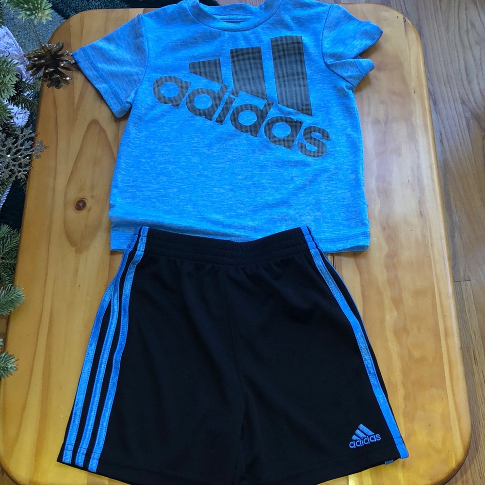 Adidas set!